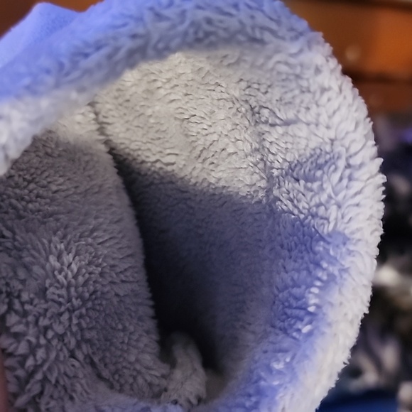 Women's medium light-grey Northface full-zip, double-layered fleece jacket. - Picture 9 of 13